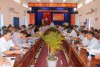 The Standing Committee of Phu Hoa District Party Committee works according to regulations with the Party Committee of Hoa Thang Commune.